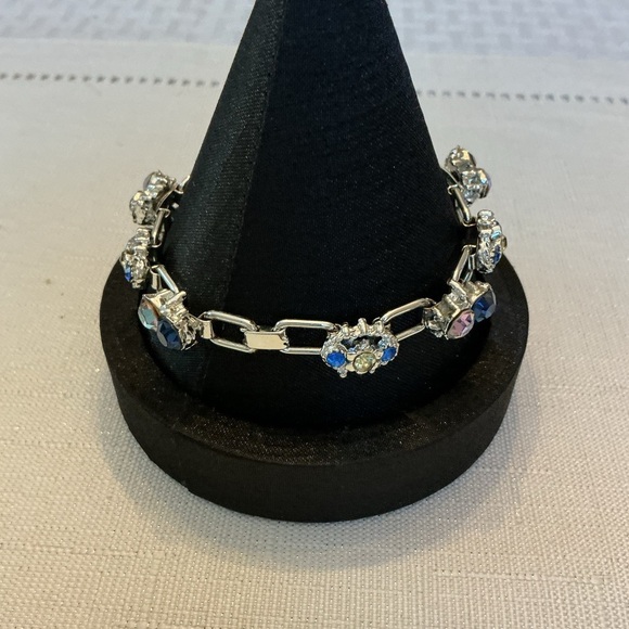 Sapphire Rhinestone Silver Tone Bracelet and Earring Set - Picture 3 of 7